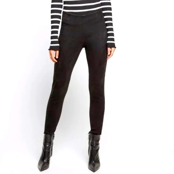 Zara Pants - ZARA Faux Suede Leather Skinny Pants Stretch Black